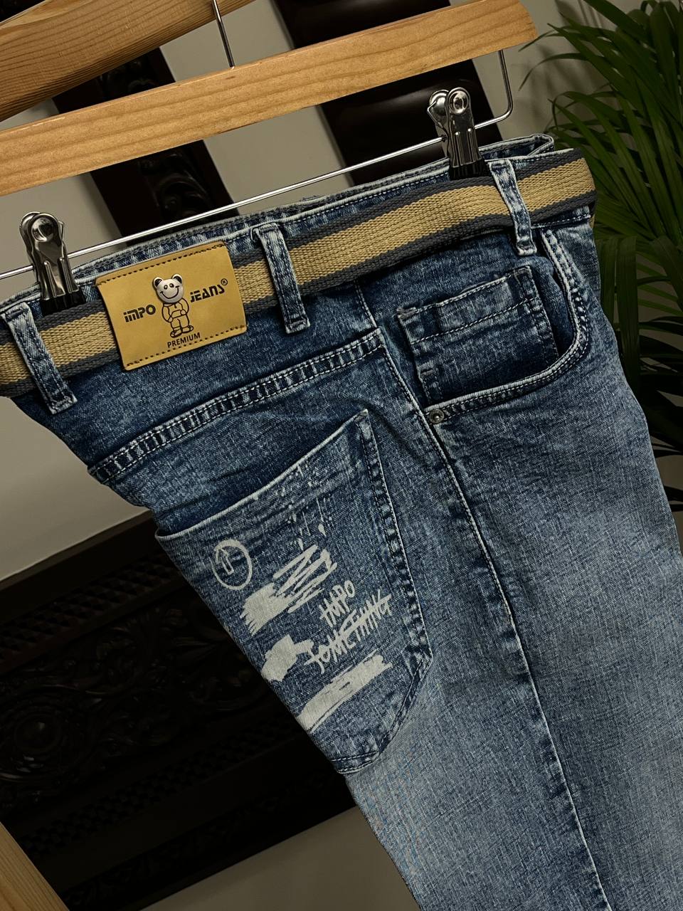 Ankle-Fit Distressed Graphic Jeans 101