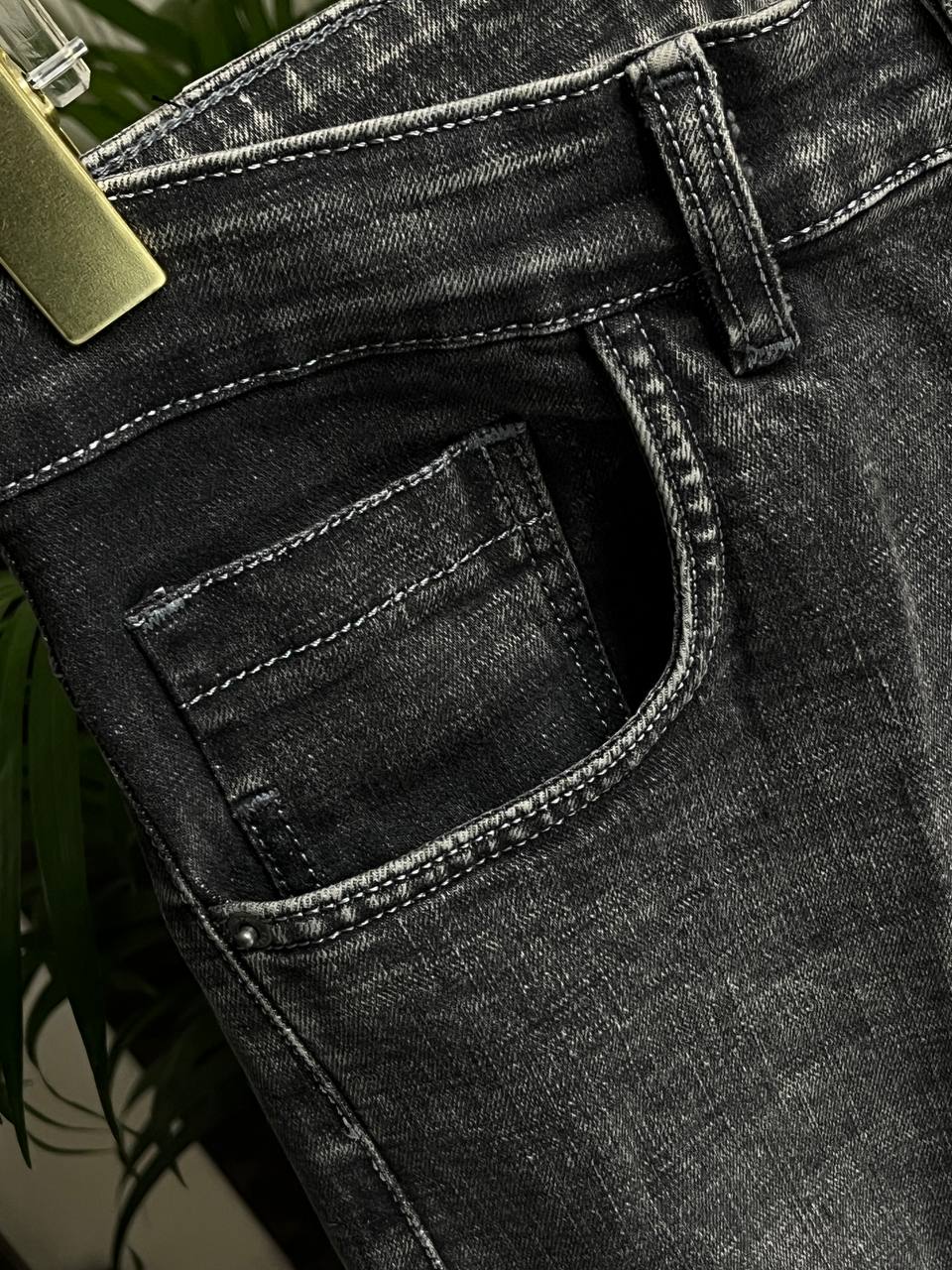 Ankle-Fit Distressed Graphic Jeans 102