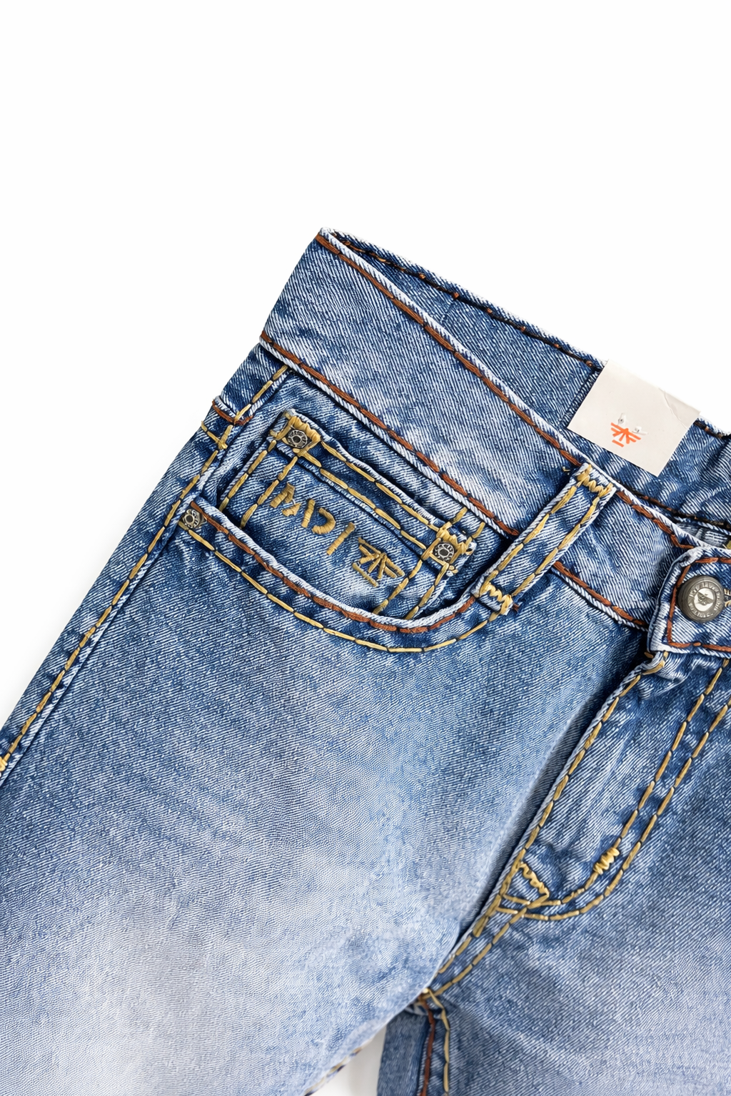 CLASSIC DENIM STRAIGHT FIT JEANS