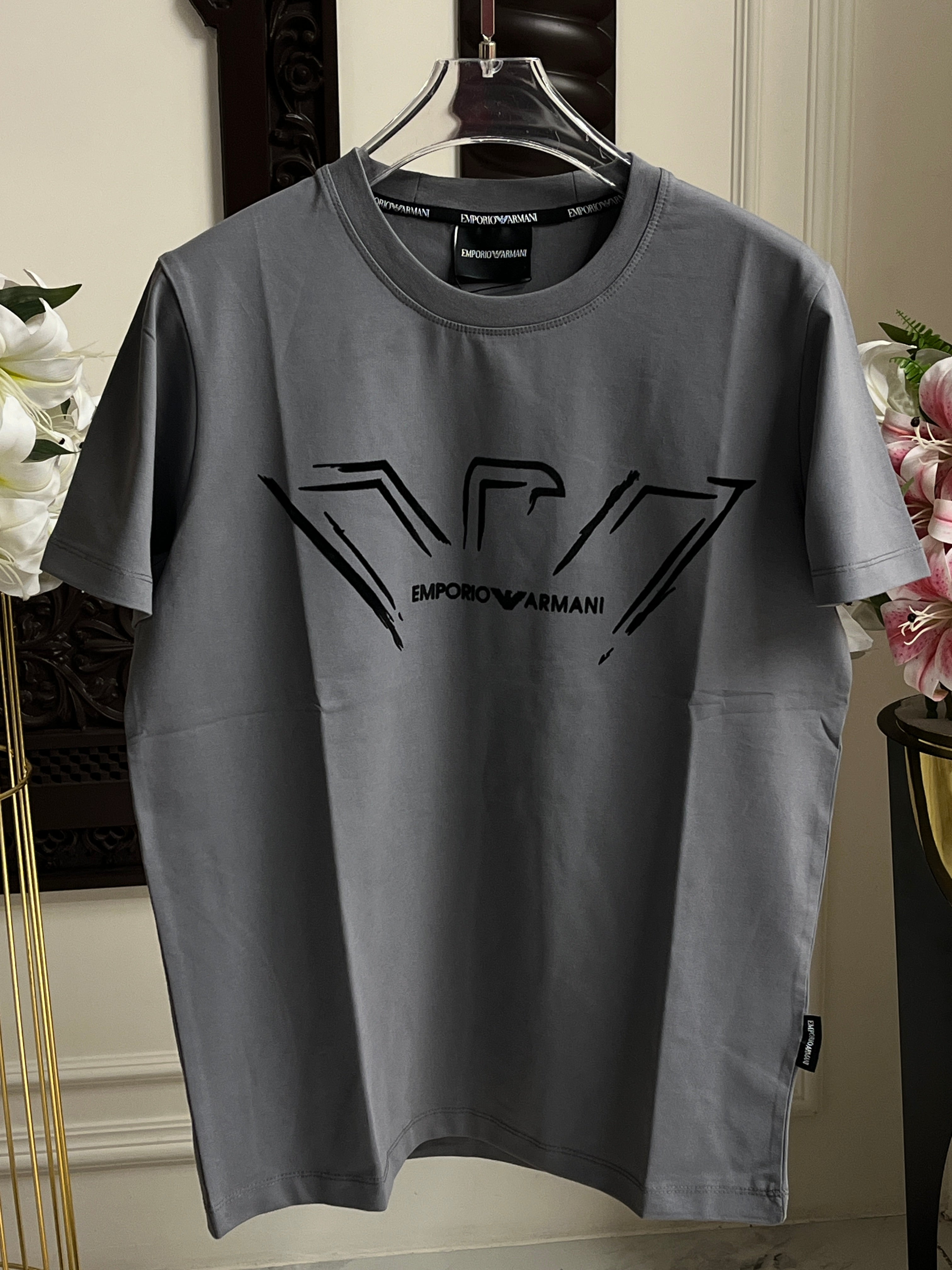 Graphic Crew Neck Tee – Grey