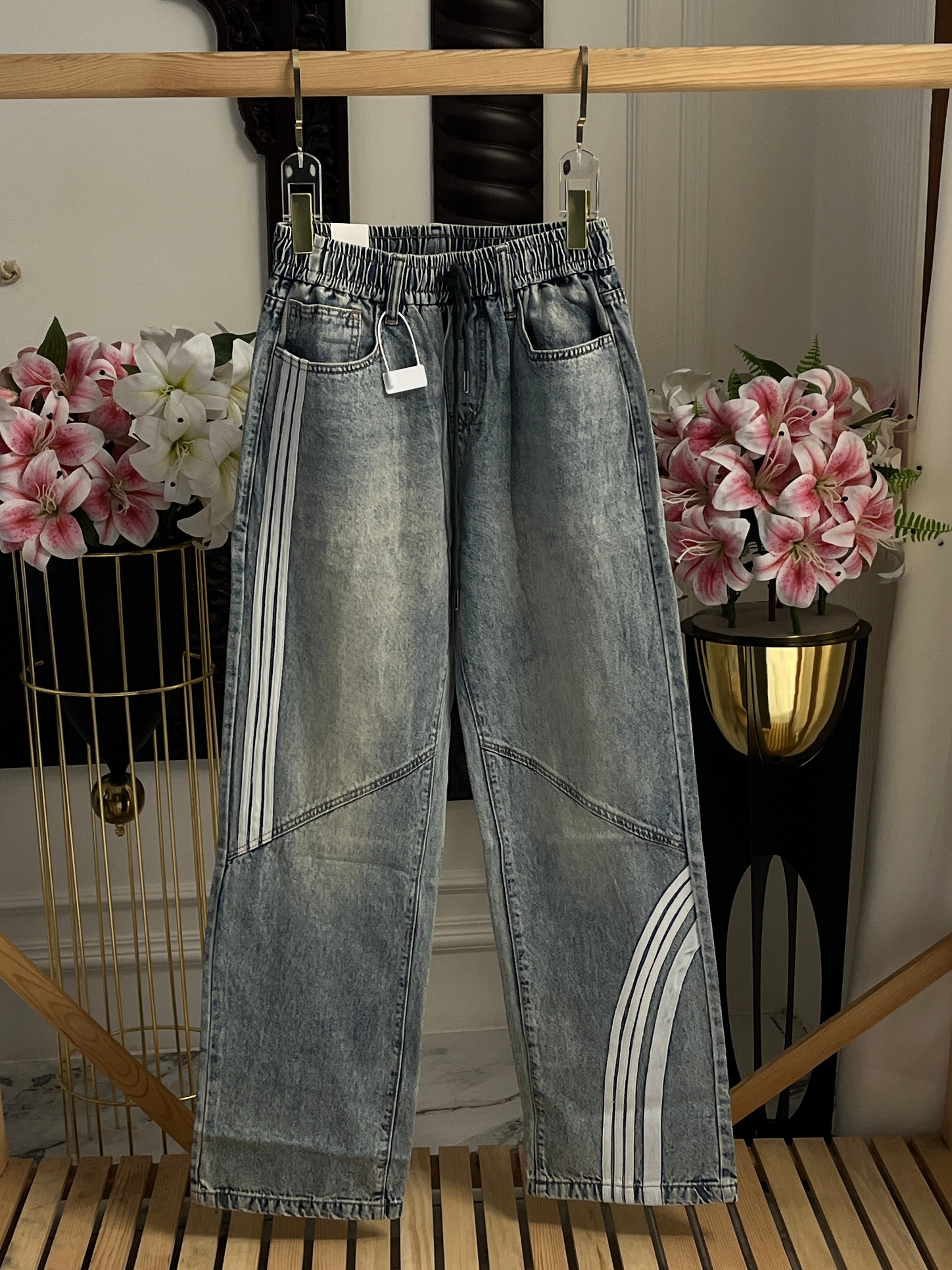Relaxed Loose-Fit Striped Denim Jeans 102