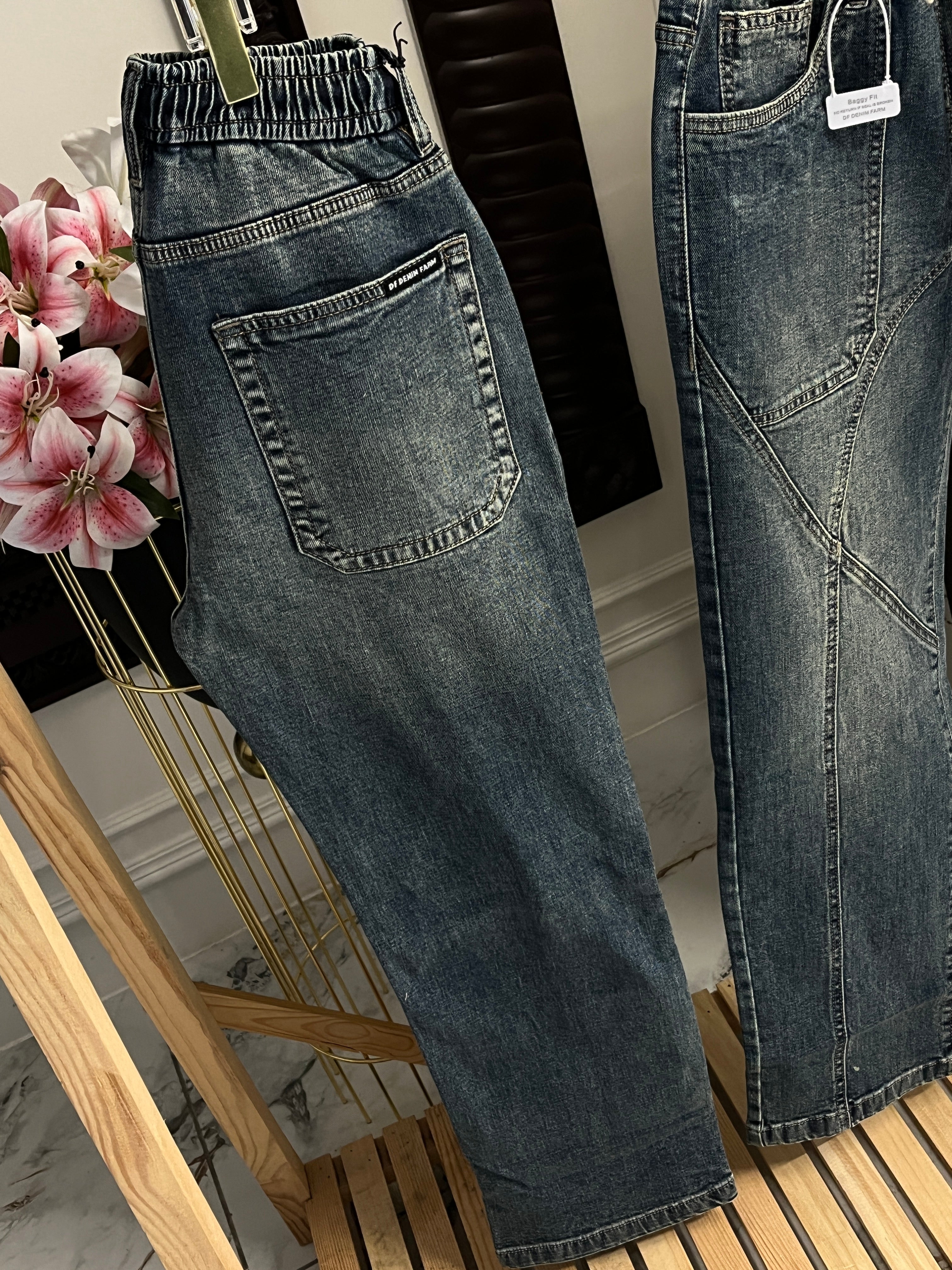 Relaxed Loose-Fit Striped Denim Jeans 103
